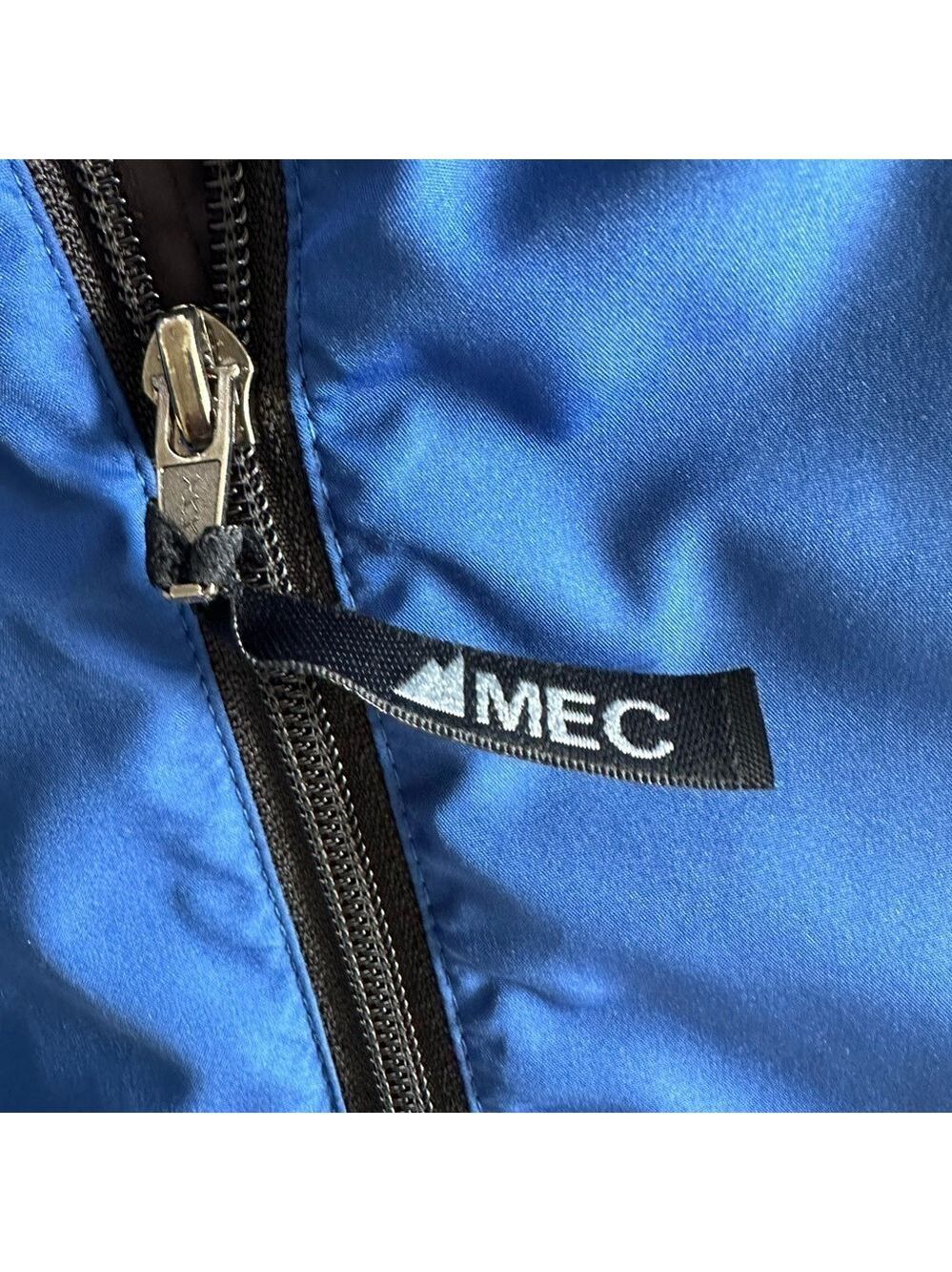 MEC jacket size Large - Picture 4 of 10